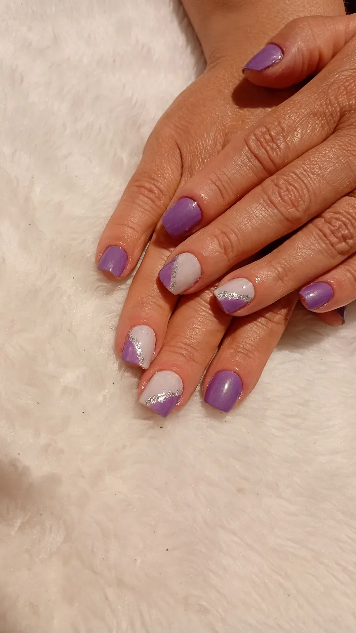 Lilás com glitter