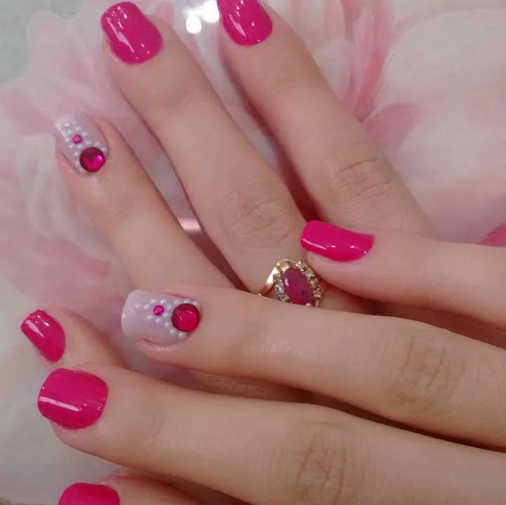 Pink com flores delicadas